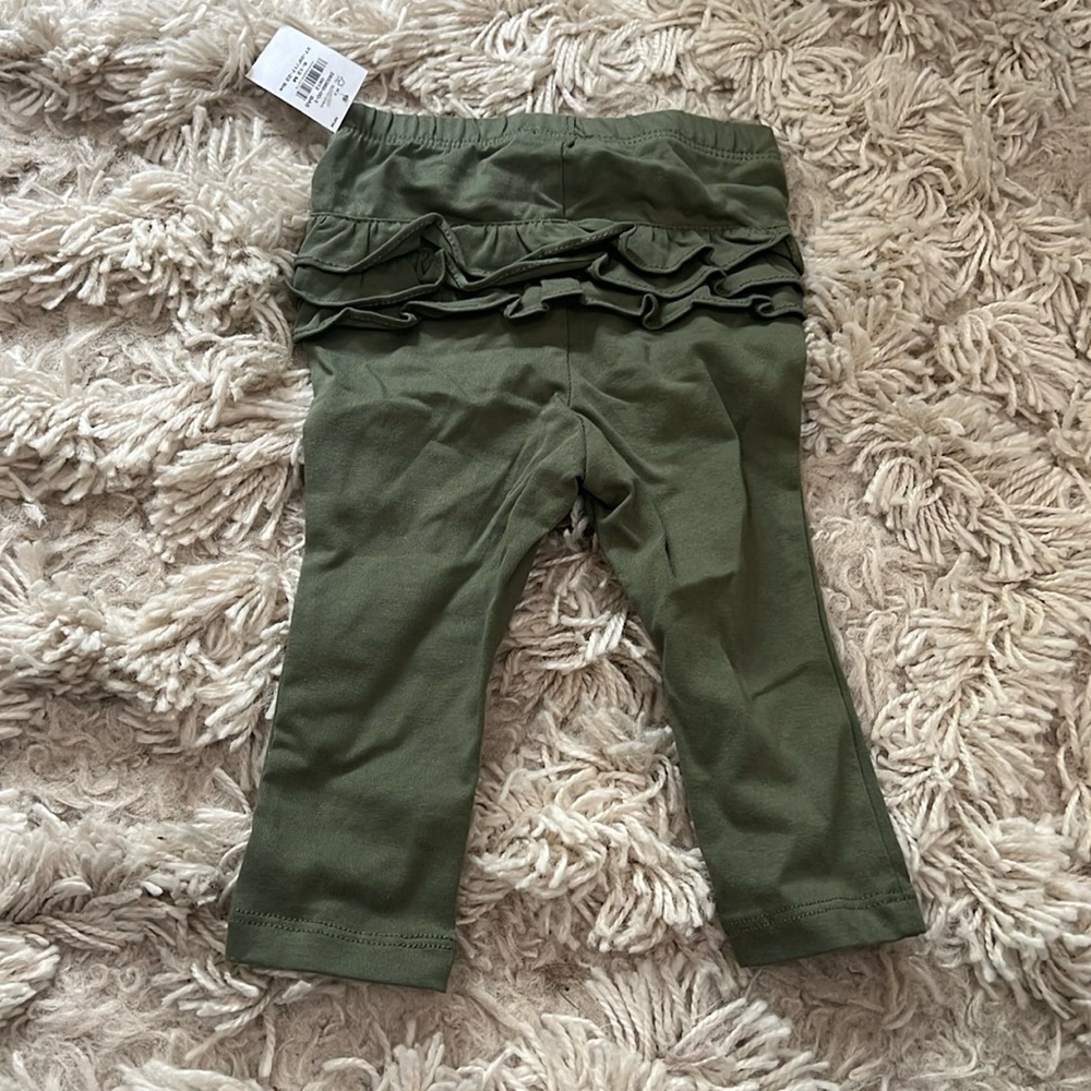 NWT Old Navy ruffle butt leggings